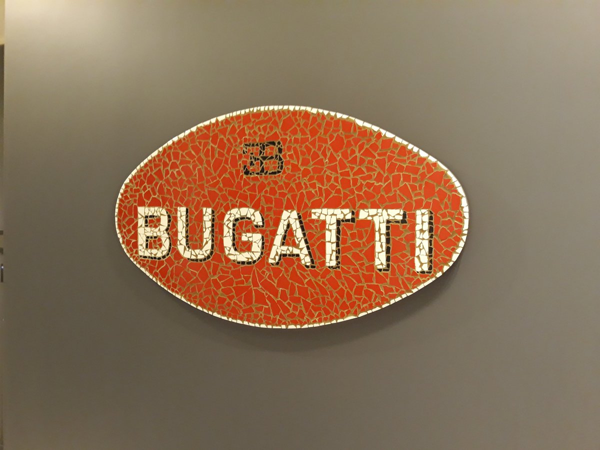 Autorigin_web's tweet photo. [#JeudiPhoto] Une préférence ? #Bugatti #Ferrari #Maserati #AlfaRomeo 

#Autorigin #Automobile #Auto #Luxe https://t.co/HZBTkh71FL