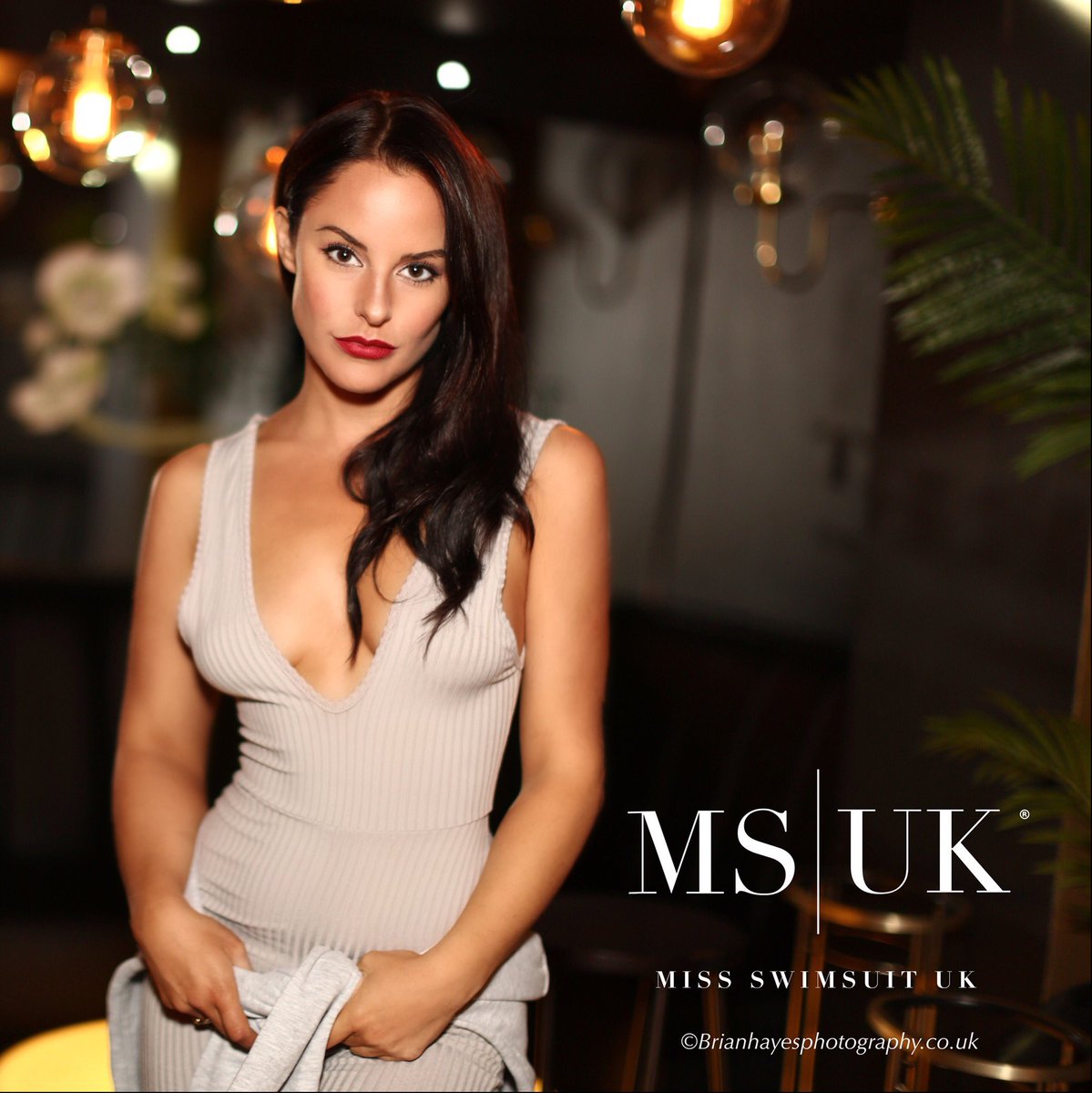 JonesyLady's tweet photo. Lil photo shoot by Brian Hayes at the @missswimsuituk Liverpool heat. https://t.co/YfUEBlL9po