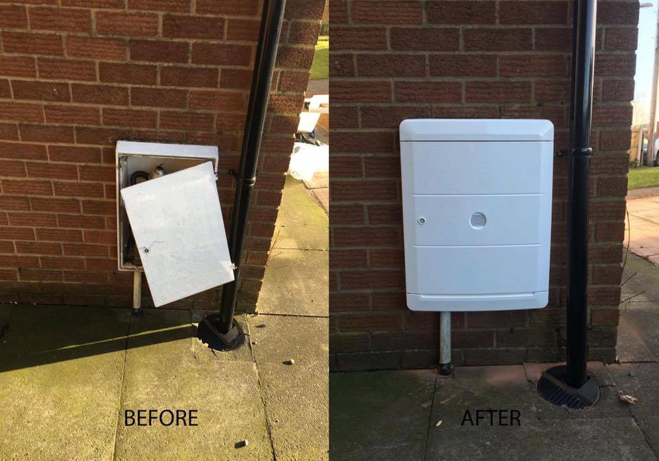 repairmymeter's tweet photo. Repair your meter box with out touching the meter by using our Overboxes. Simple to fit and a real simple affordable solution #overbox #repairmymeterbox.com https://t.co/eOLS3CkDTQ