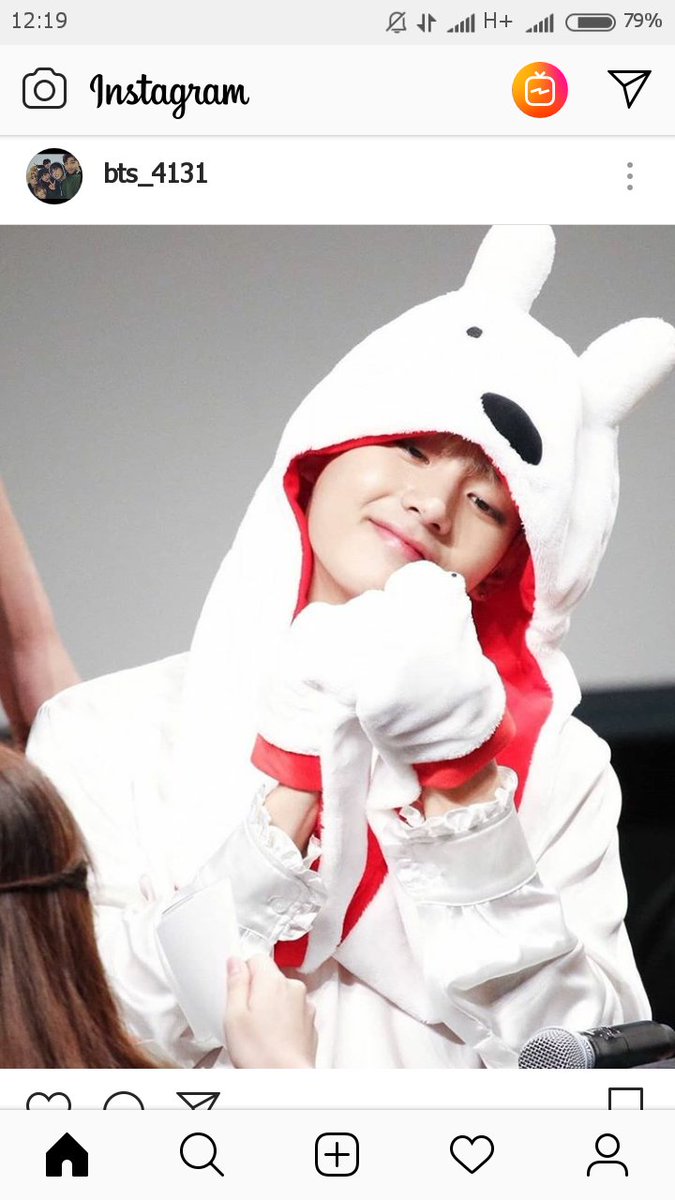 kyin_in's tweet image. Who love him? #bts #V