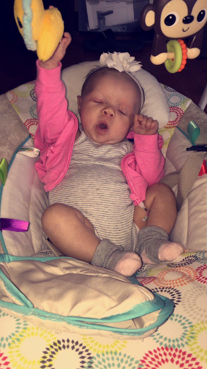 12_smitty's tweet photo. my reason for everything 💗 https://t.co/8sJdQJrXix