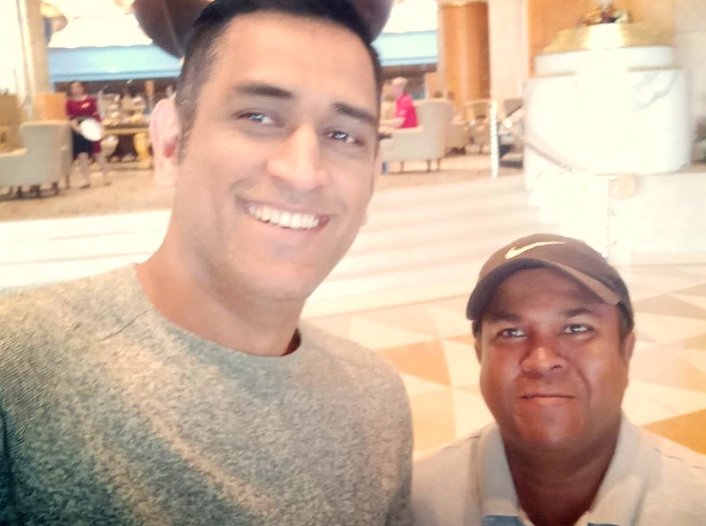 debasissen's tweet photo. Some moments stay with you forever in life. Wednesday presented to me one when @msdhoni clicked a selfie for me. Thanks Mahi bhai. #RespectMSD #AsiaCup2018 https://t.co/lchY7HUGON