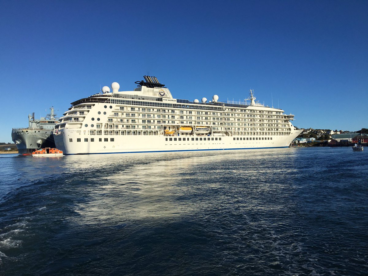 The Rosevine tweet media