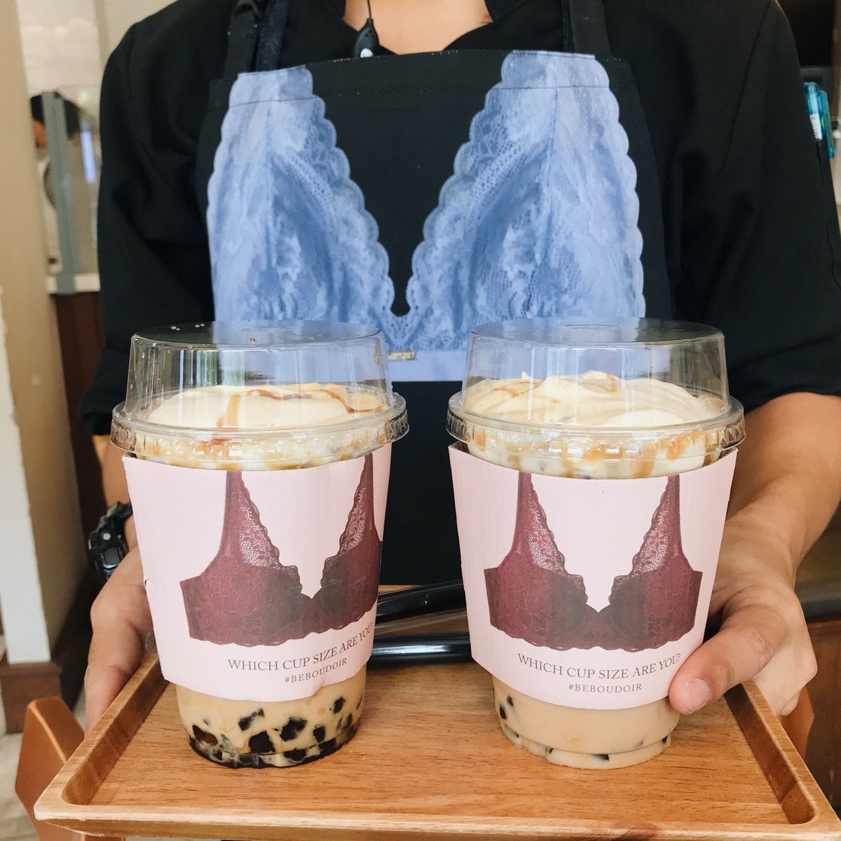 Redprice_50's tweet photo. After You ทำอะไรก็อร่อยย !

#ชี้เป้า After you มีชานมไข่มุกแล้วนะ🎉🎉
🤗 ตัวชานมไม่หวานเกิน ท็อปด้วยครีมชีสคาราเมล
ไข่มุกหนึบหนับให้เยอะ ไม่พอ เพิ่มเท็คเจอร์ความเคี้ยวด้วยวุ้น

ฟินมาก ✨

🌟สนนราคา 125 บาท 🌟

วันนี้ - 28 ต.ค.61
พิกัด After you พารากอน,สยามวัน,เซ็นเวิล, เซ็นลาด https://t.co/jjRyV588HK
