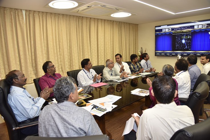 isro's tweet image. #ISROMIssions 

Chairman Dr K Sivan released #AstroSat data to public and 25% of it can be download from astrobrowse.issdc.gov.in. It provides a great opportunity to study the cosmos from UV\X-rays across the world.  #AstroSat was launched on 28 Sept 2015 with 5 payloads onboard.