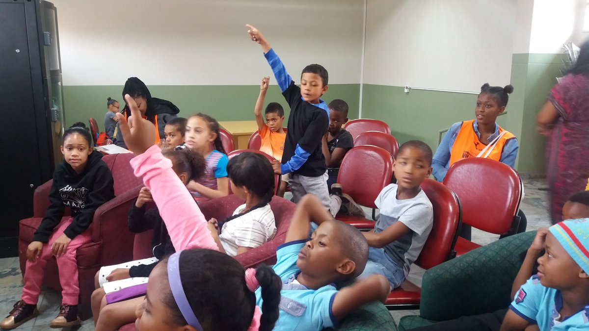Dare2Read_SA's tweet photo. Imagine looking back and realising that you played a part in the happiness, the positivity and the eagerness to read that you see around you.
It all starts today, plant something today that you will look back to tomorrow #throwback #Dare2Dream #Readers #iailiteracy #Dyslexia https://t.co/468P4hIrSz