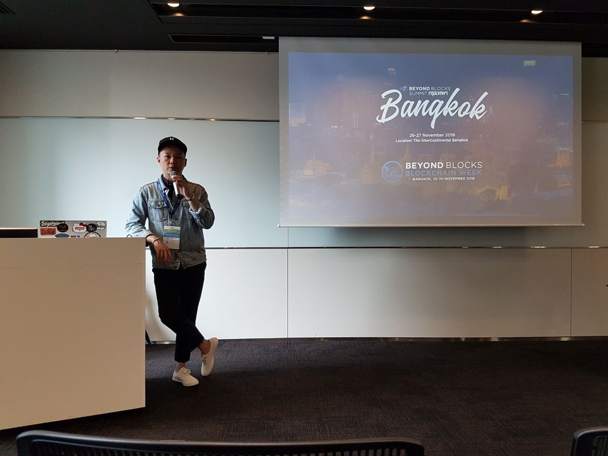 beyondblocks_'s tweet photo. COO Gabriel Yang is live at FinSum Tokyo for the first of two workshops as part of the #BeyondBlocks Road Show in Asia. 

#blockchain #bbbkk2018 #bbweek2018 https://t.co/QOyFCt26yq
