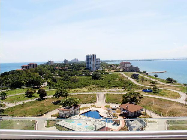 SotograndeGroup's tweet photo. Experience a breathtaking sight from your City View Deluxe Room.

BOOK OUR ON GOING PROMO OF 60% NOW!

#HotelDeals #Relax #Happiness #Cebuph #MactanIsland https://t.co/MOqU4TKhVa