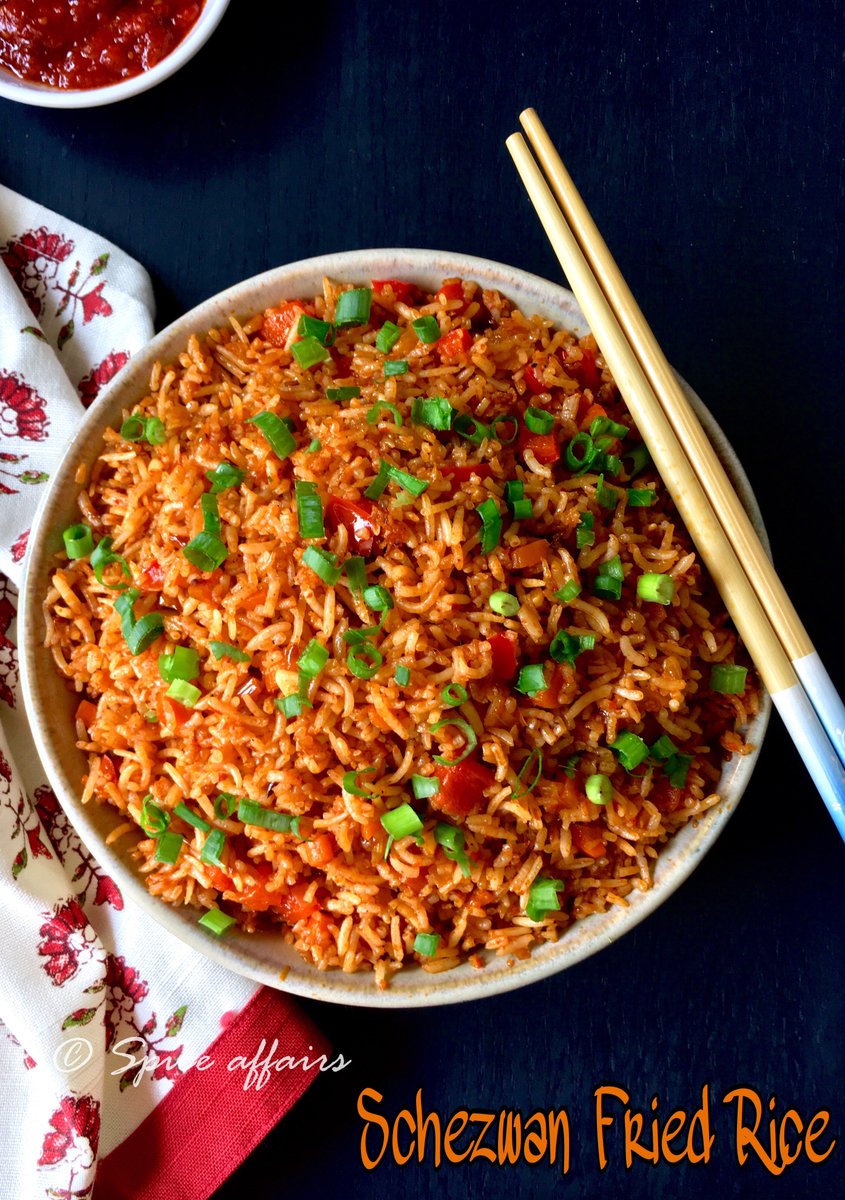 spice_affairs's tweet image. THE BEST SCHEZWAN VEG FRIED RICE RECIPE : spiceaffairs.in/veg-schezwan-f…
#Schezwanfriedrice #sichuancusine #schezwan #schezwansauce #Vegetarian #friedrice #betterthanresturantstyle #homemade #yummyfood #ricedish #recipe #spiceaffairs