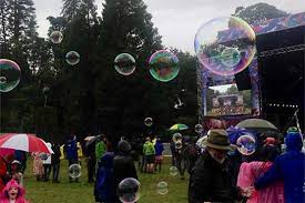 Waqtnewstv's tweet photo. پانی کے بلبلے بنانے کا عالمی ریکارڈ قائم
@GWR #Bubbles #InternationalRecord https://t.co/ev9AEMQxRj