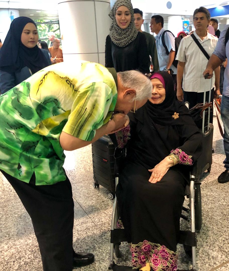 Mohd Najib Tun Razak tweet media