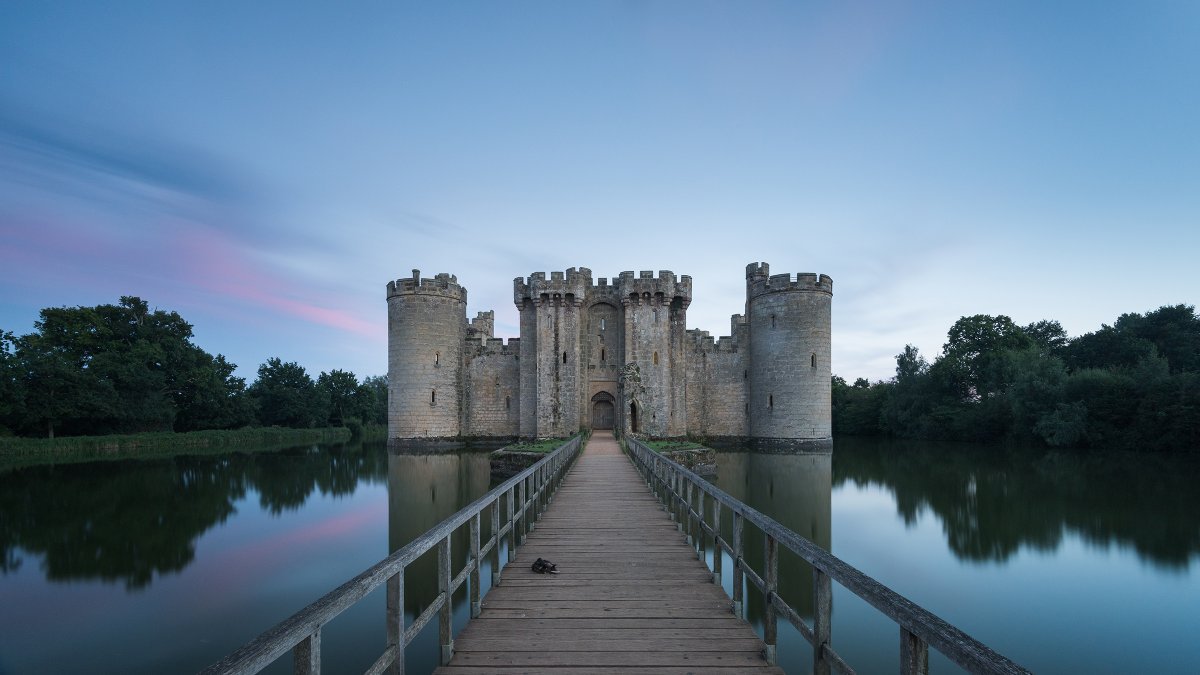 HistoricEngland's tweet photo. There are just a few weeks left to enter the @TripHistoric Historic Photographer of the Year Awards 

Whether a place is listed or long forgotten, our history helps characterise our landscape and supports our sense of identity and belonging

https://t.co/89YrGmn6Ia https://t.co/9FI6et3g6h