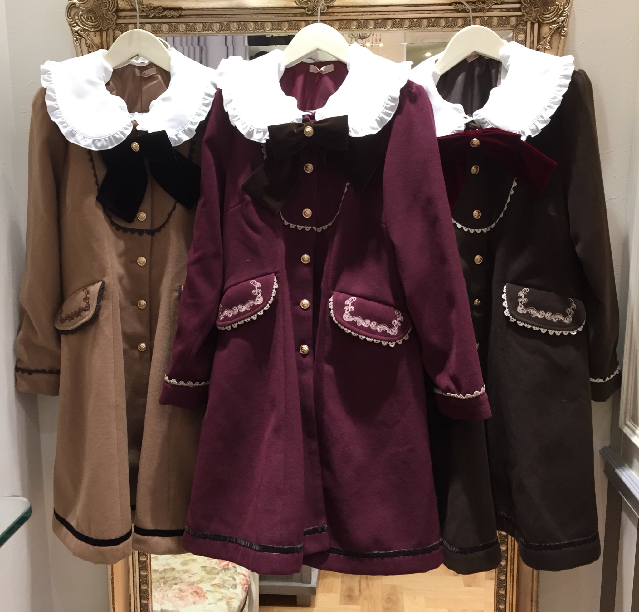Amavel Antique Dolly Cape ロングコート