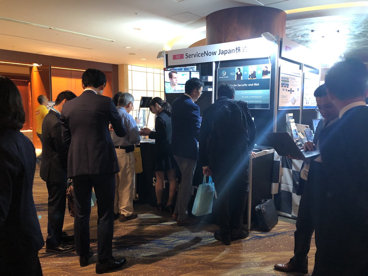 brettham_NOW's tweet photo. Nice and busy at the ServiceNow booth at Palo Alto Networks Day Tokyo https://t.co/3yo6YDY9IO