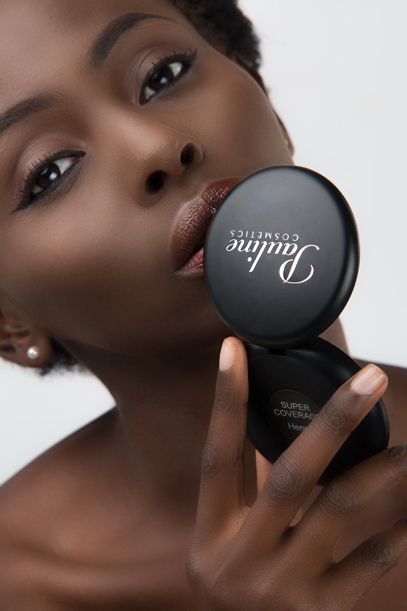 paulinecosmetic's tweet photo. The best thing is looking natural, but it takes makeup to create that perfect ‘no makeup – makeup look’.
Set your makeup to a natural matte finish today with our Super Coverage Compact Powders.
Go on, get your pretty on!😉
#CompactPowders
#MelaninGoddess
#Paulinecosmetics https://t.co/XkaVKh7V0s