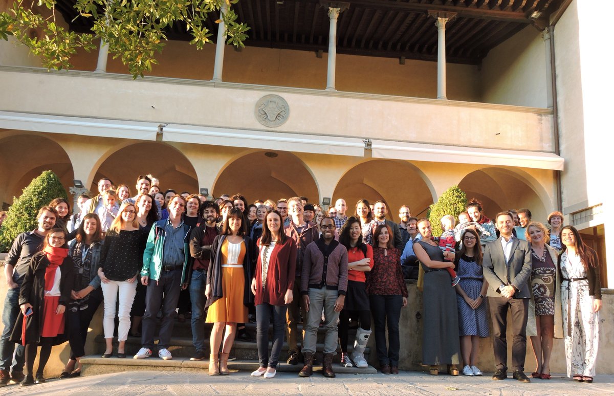 EUI_MWProgramme's tweet photo. The #MWFellows 2018-2019 and the #MAxweberprogram Team salute you @EuropeanUni https://t.co/rO3IrOSB0R