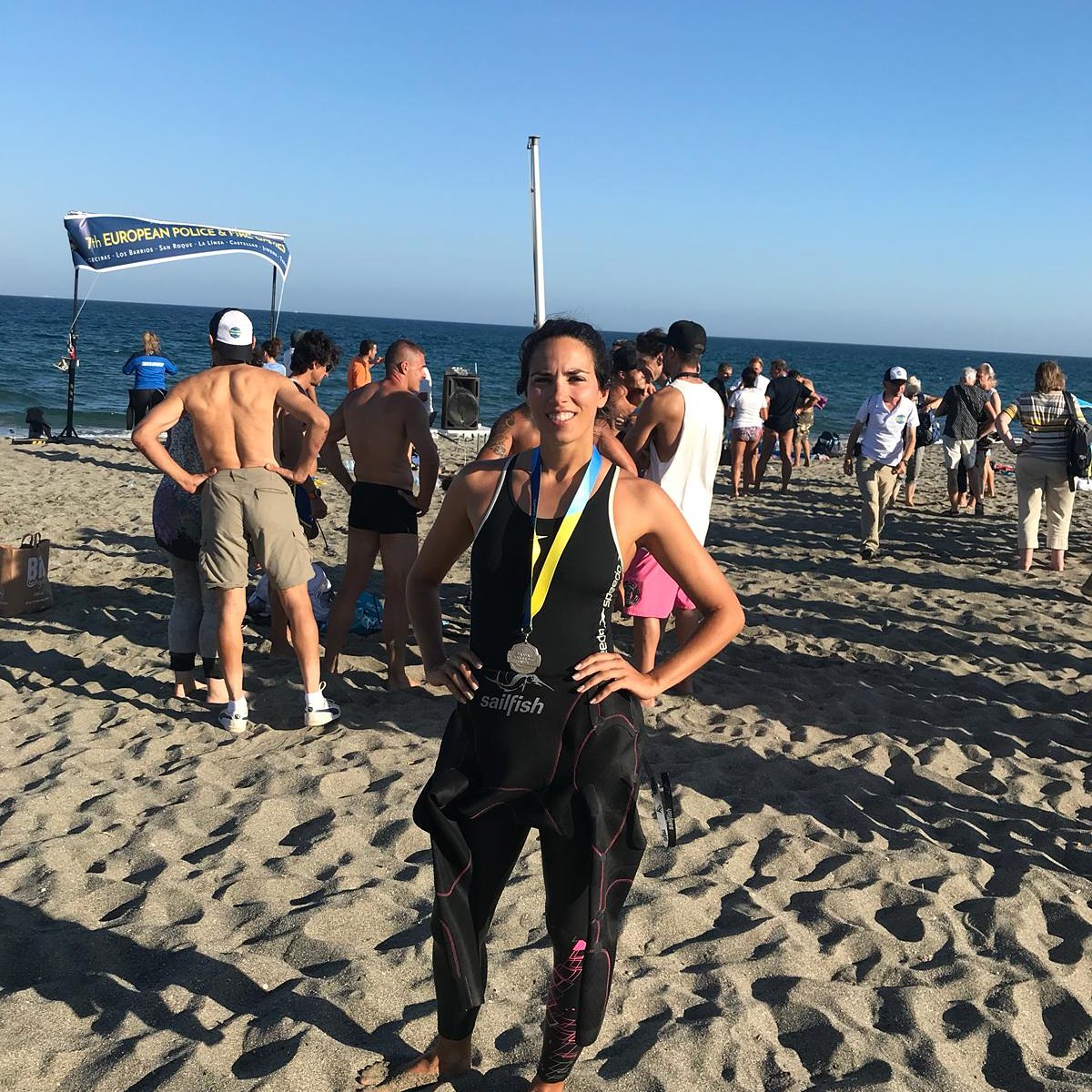 PuertoDeVigo's tweet image. Enhorabuena a nuestra compañera de la Policía Portuaria Jesi Martín Esteban, medalla de plata🥈en la prueba de 3.200 metros aguas abiertas 🏊‍♀️ (categoría de 30 a 34 años) en los Juegos Europeos de Policías y Bomberos que se están disputando en #Algeciras 👏👏👏