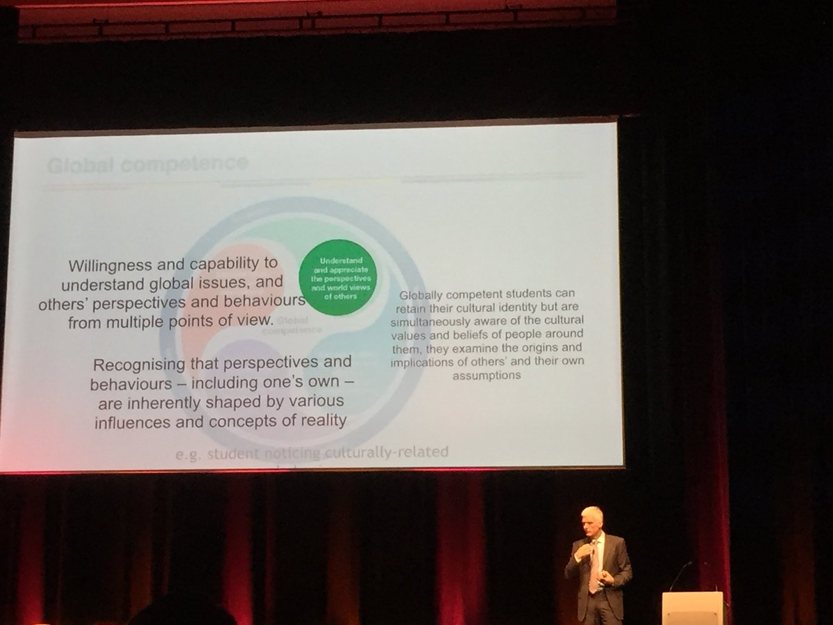 EFILafs's tweet image. Andreas Schleicher OECD. global competence is about curiosity, critical thinking, taking action. humans create meaning, they understand knowledge, Google will never do this!  #AFScon #AFSeffect