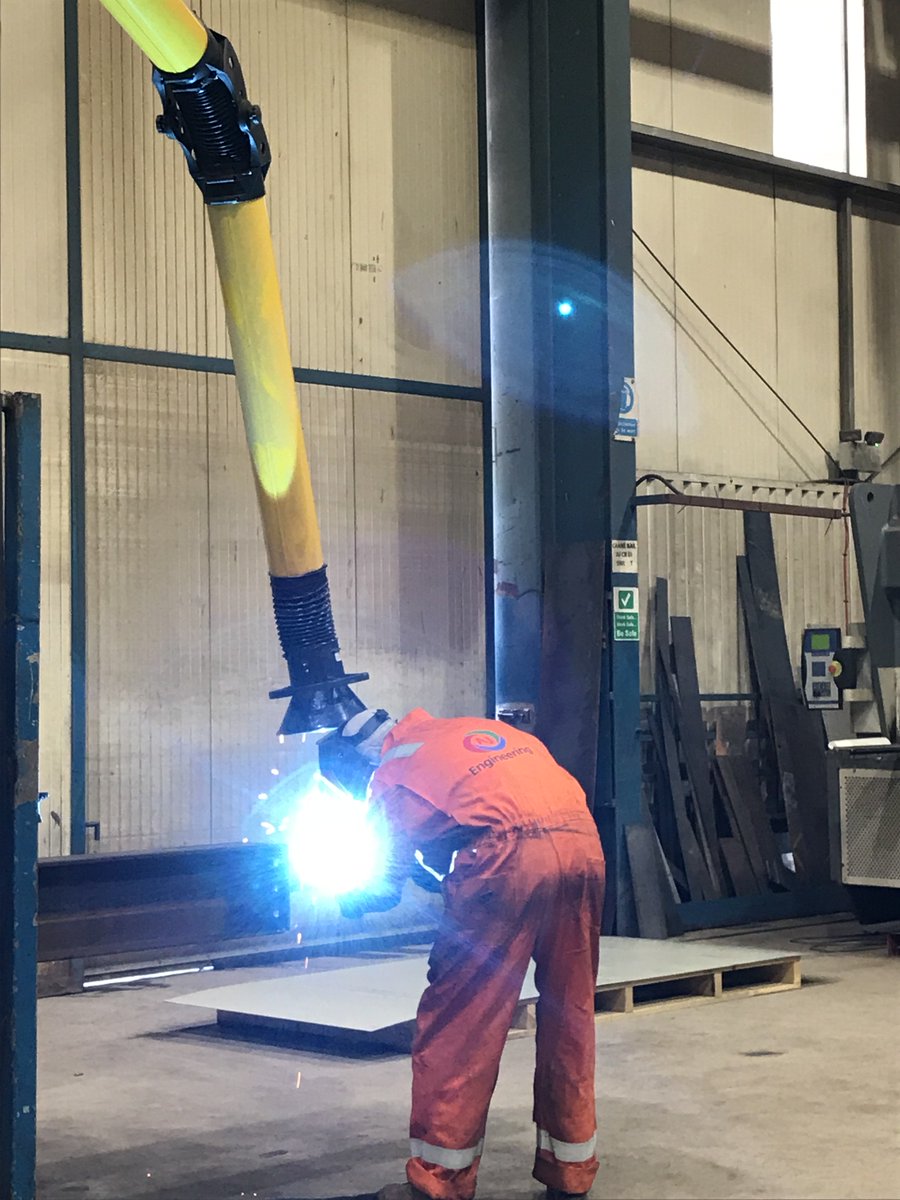 amac_EnviroLtd's tweet photo. To Weld or Not to Weld? #Weld with LEV and suck away the fumes! #amac https://t.co/I4zEzWCl60