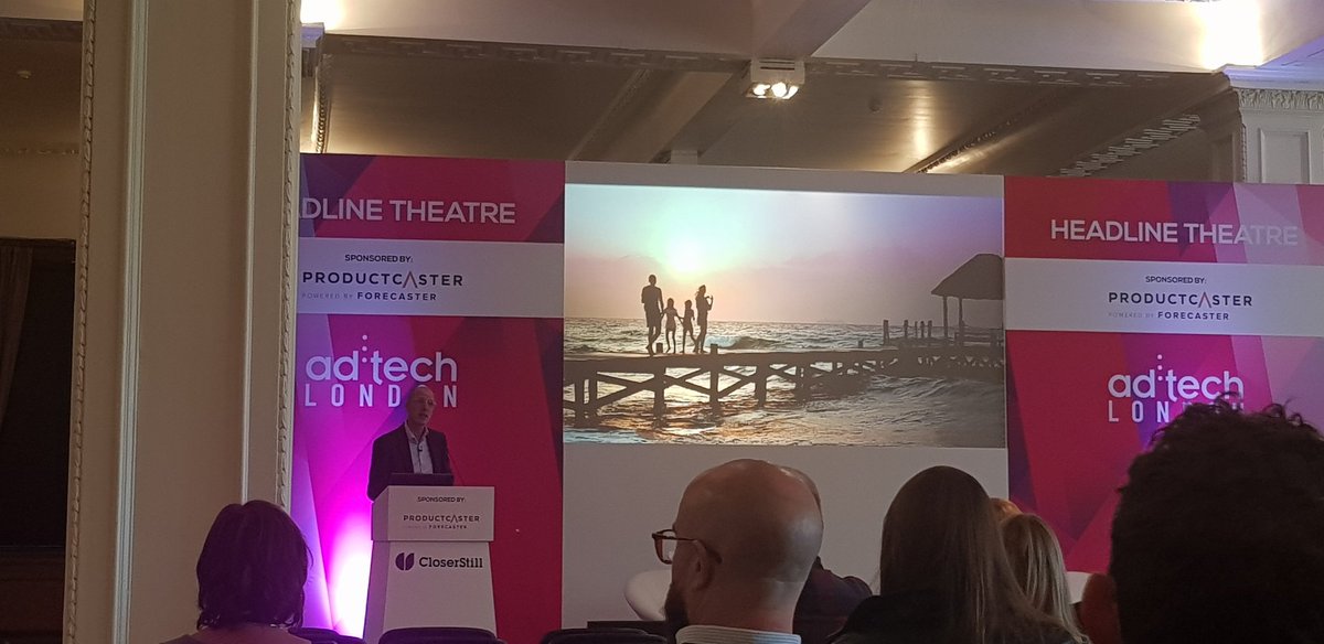dd_dienutza's tweet photo. @adtechLDN Hitwise presenting in the Hitwise Theatre: Personalisation at Scale. @Hitwise_UK #personalisation https://t.co/XJiRDvOb8j