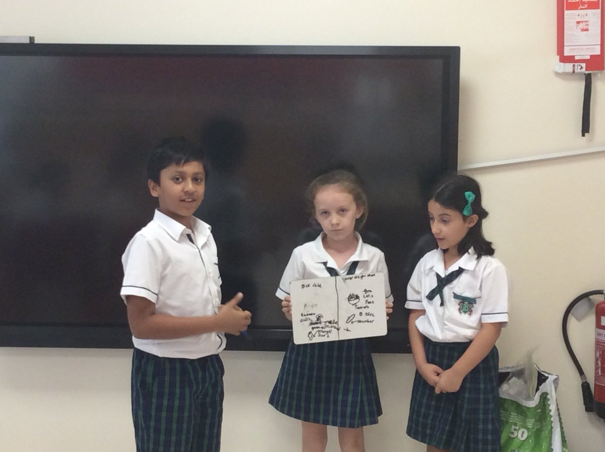 JPS_Year3's tweet photo. Another awesome science lab lesson today for 3F!! Today we owned our knowledge of nutrition by creating a meal for different people based on their nutritional requirements! Then we shared our meal plans. #jpsyear3F #jpsownit #jpsscience https://t.co/ghGXzEGrUL