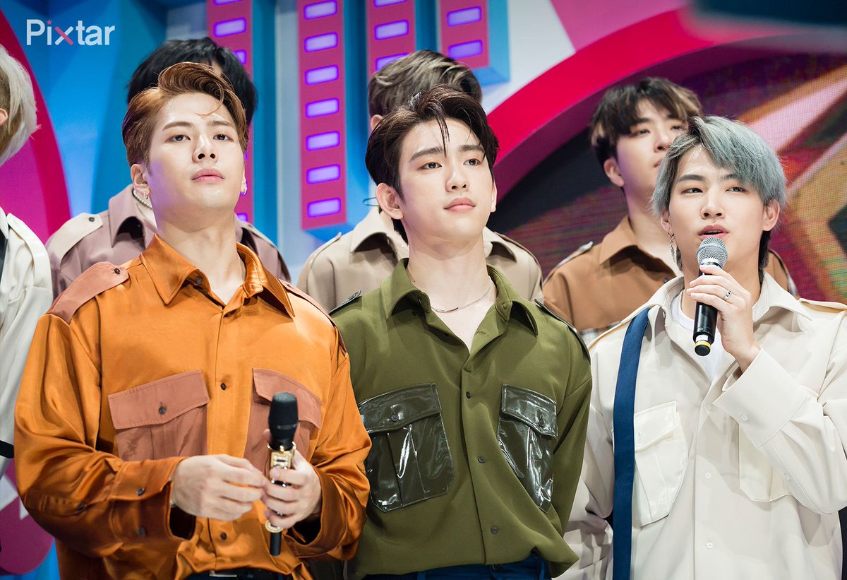 Pixtar_official's tweet photo. #갓세븐 #lullaby #인기가요 #GOT7 #INKIGAYO #pixtar https://t.co/Jg3UMOln4a