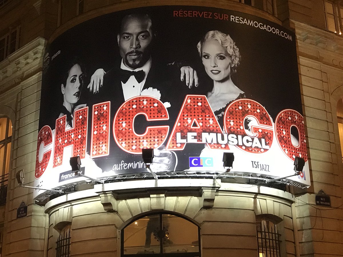 Avant première de la comédie musicale CHICAGO à aller voir d’urgence <a href="/MogadorTheatre/">Théâtre Mogador</a> #comediemusicale #Paris #jazz #reussite