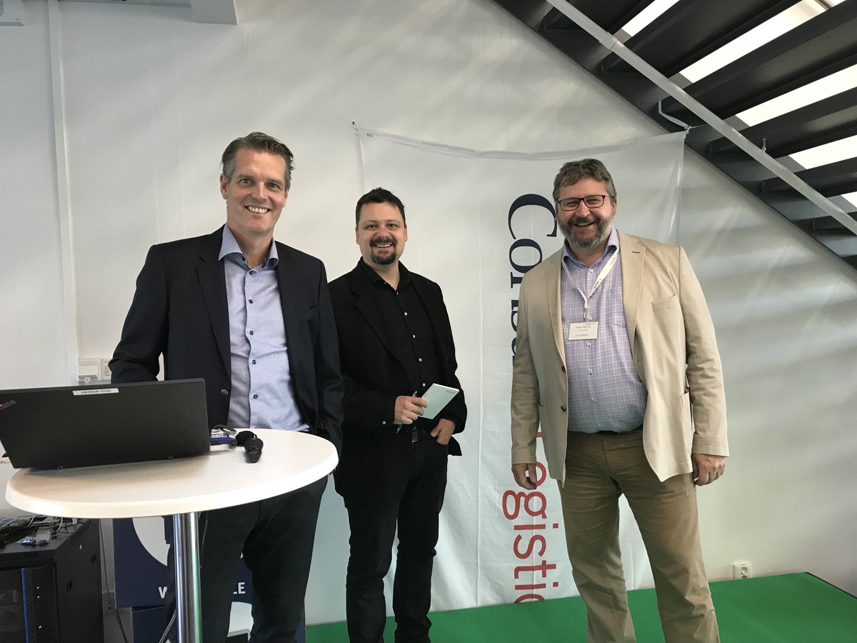 ConsafeLogistic's tweet photo. Kl: 13 år det dags för vårt årliga kundevent. Vi är taggade. Vi är redo. Välkomna!
#AstroWMS #Automation #Ai #DigitalFramtid https://t.co/hL6warSpSz