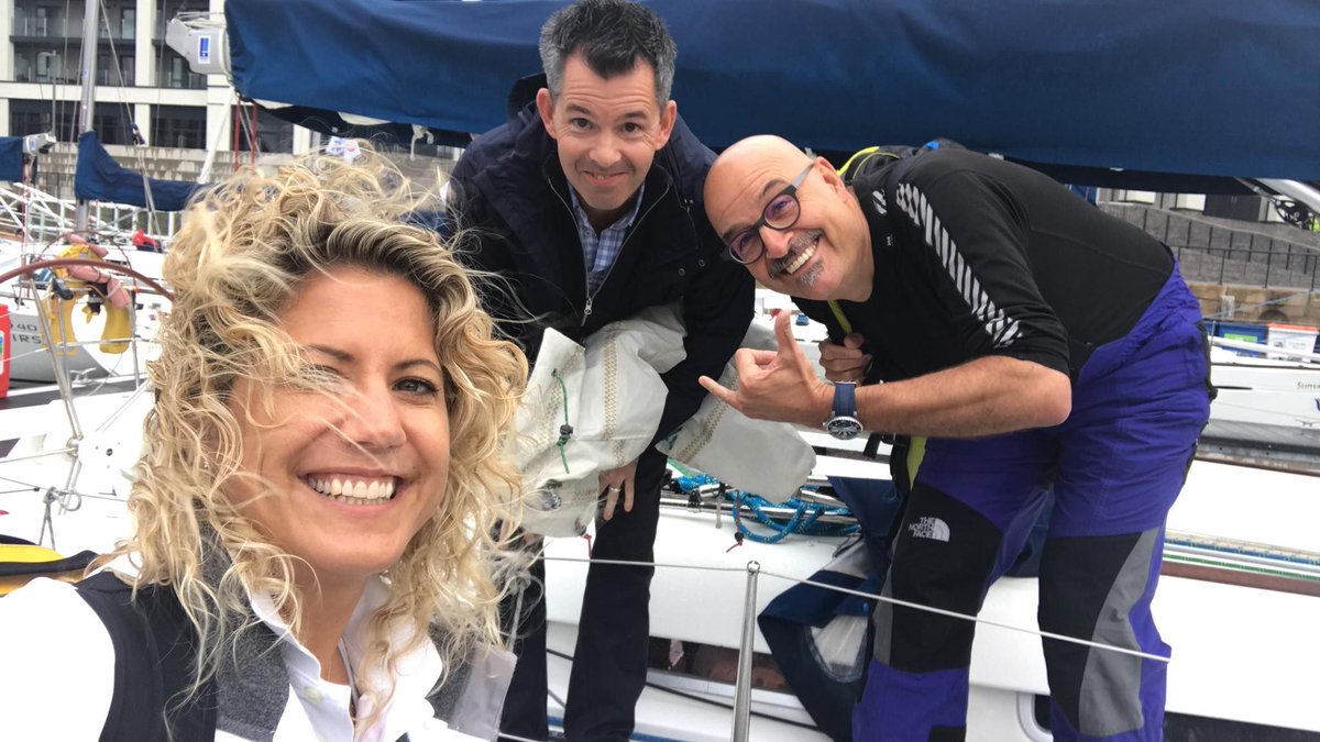 Great #sailingselfie from the <a href="/SotonPropAssoc/">Southampton Property Association</a> yacht from this weeks #PropertyCup!