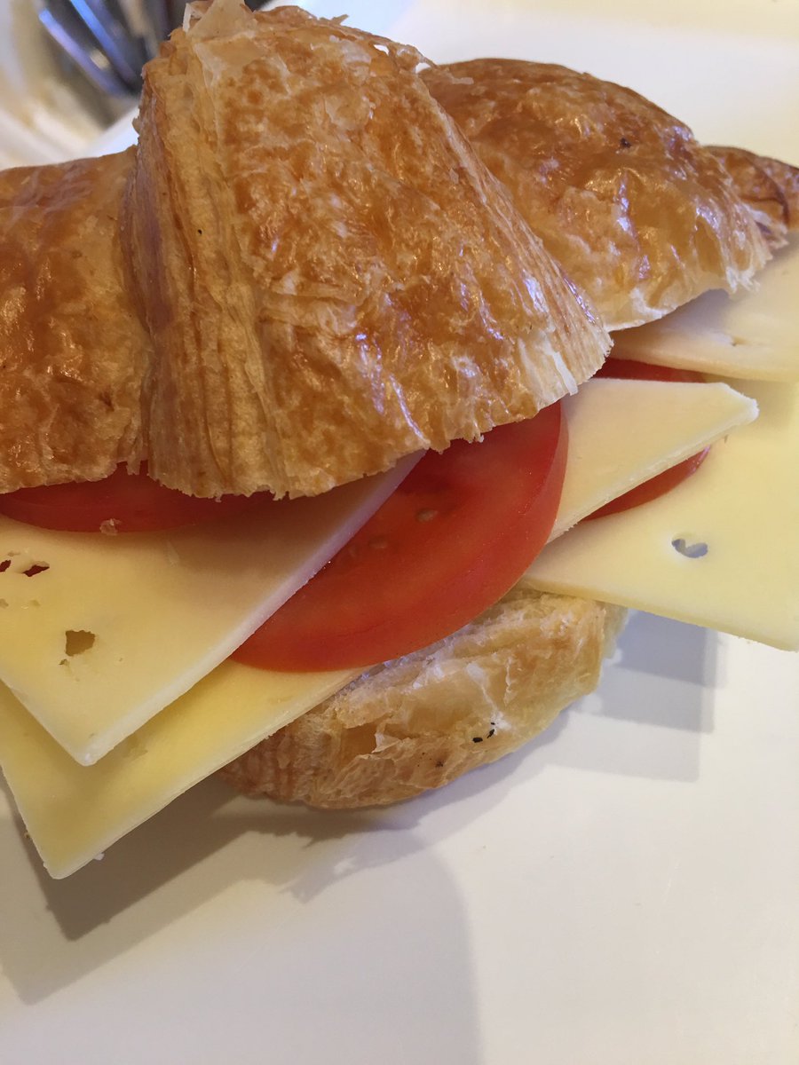 lemontreedeli's tweet photo. Start your day The Lemon 🍋 Tree 🌳 way with toasted filled croissants https://t.co/qSHpjMYyrK