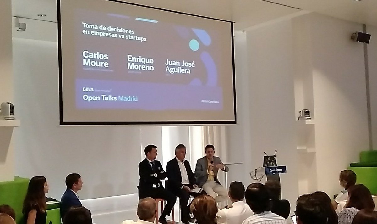 jcmilena's tweet photo. En #bbvaopentalks de @BBVAInnovation @bbvaopentalent  se habla de toma de decisiones en empresas vs #startups. El reto es aprender unos de otros. Con @carlosmoure - Kairos, Enrique Moreno - Lyrsa y Juan José Aguilera #bbva https://t.co/vGxxswzTg6