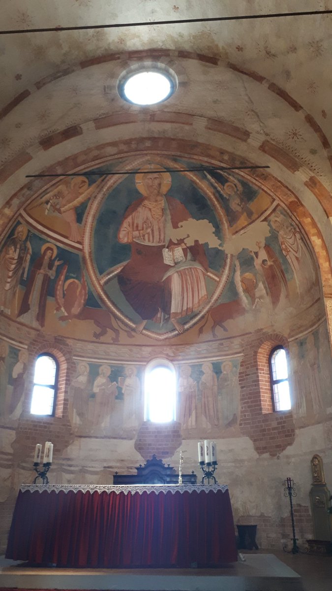 djlaros's tweet photo. Un cuor solo e un'anima sola come #Chiesa nel nome di Bassiano e Ambrogio a Lodi per #costruire la #storia nel cammino verso il compimento @chiesadimilano #ArcivescovoDelpini https://t.co/1rhVn18FVa