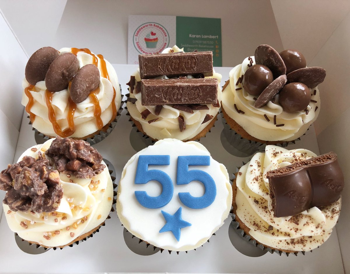 saddleworthbake's tweet photo. The full box๐ #cupcakes #vanillacupcakes #happybirthday #crunchierocks #caramelnibbles #kitkatbites #maltesers #malteserbuttons #aero #saddleworth #oldham https://t.co/pp61XepMIf