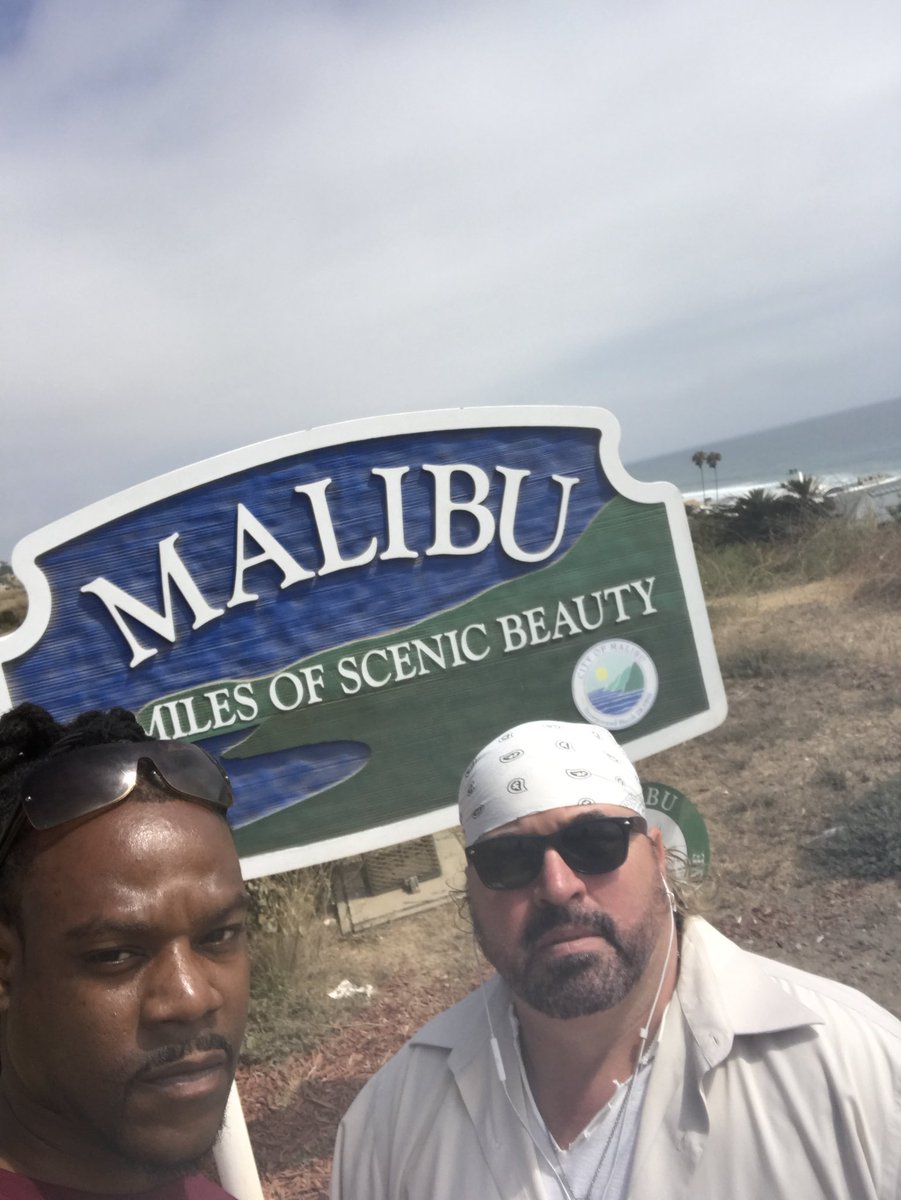 TlrWorldWidellc's tweet photo. I remember when I put up a toast 🥂 to the stars 🌟 &amp; put it all on the line like dust in the wind 💨 I just went for my dreams &amp; now here I am where the time is so Wright #StraightOuttaWaterbury to #StraightOuttaMalibu Follow my story here😎 You might learn something🤔 #WORDone https://t.co/PRqfjLWQsD