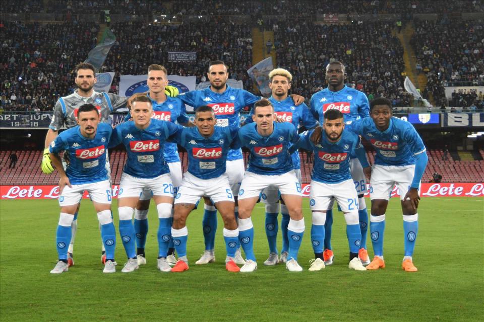 kkoulibaly26's tweet photo. Felice per i tre punti e per non aver subito gol. Onorato per aver indossato la fascia: avanti nel nostro cammino 💪🏿💙 #NapoliParma 3-0 #ForzaNapoliSempre #koulibaly #kkoulibaly26 #napoli #forzanapolisempre #teamkk26 #teamrkell #teamkoulibaly #famiglia #difendoLaCittà https://t.co/pASoA5f9Yq