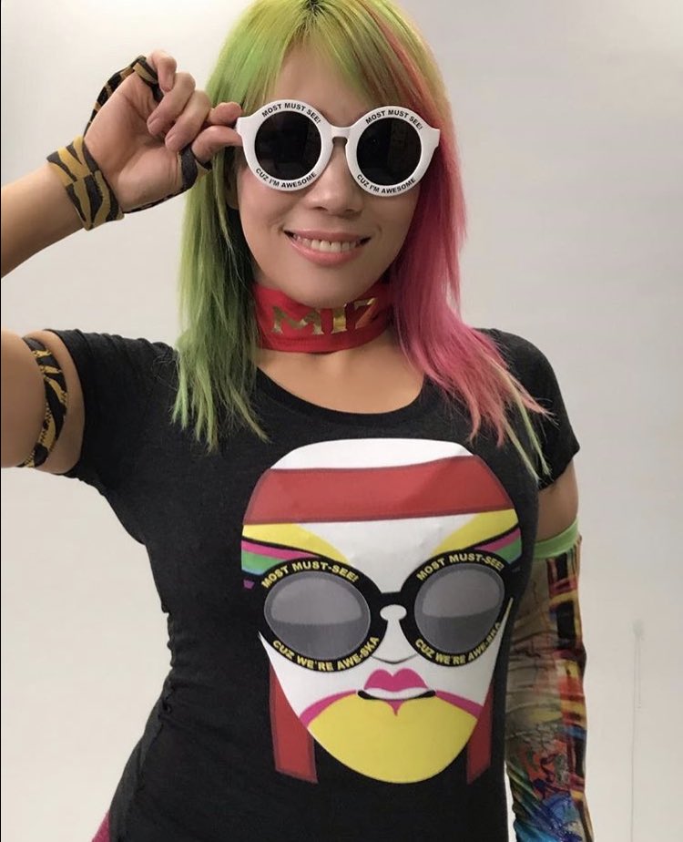 WWEWAL3OOHA's tweet photo. 😎 https://t.co/4EzxRYmvlP
