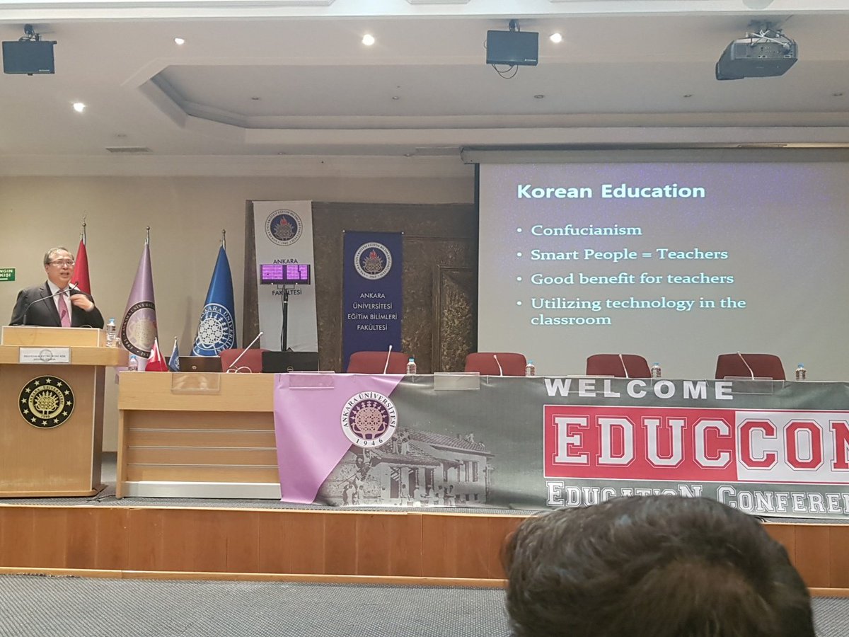 "En zeki çocuklarımızı öğretmenliğe yonlendiriyoruz" diyor kore eğitim üni. Rektörü. Ikıncı en prestijli iş çiftçilik. Mühendislik 3. Sirada