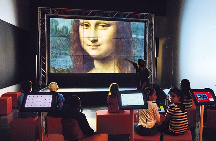FTViaStella's tweet photo. #culture #Bastia La Joconde ou le Radeau de La Méduse: bienvenue au musée Micro-Folie du centre culturel Una Volta https://t.co/PHJgFnVJkl https://t.co/fumwkuMhe0