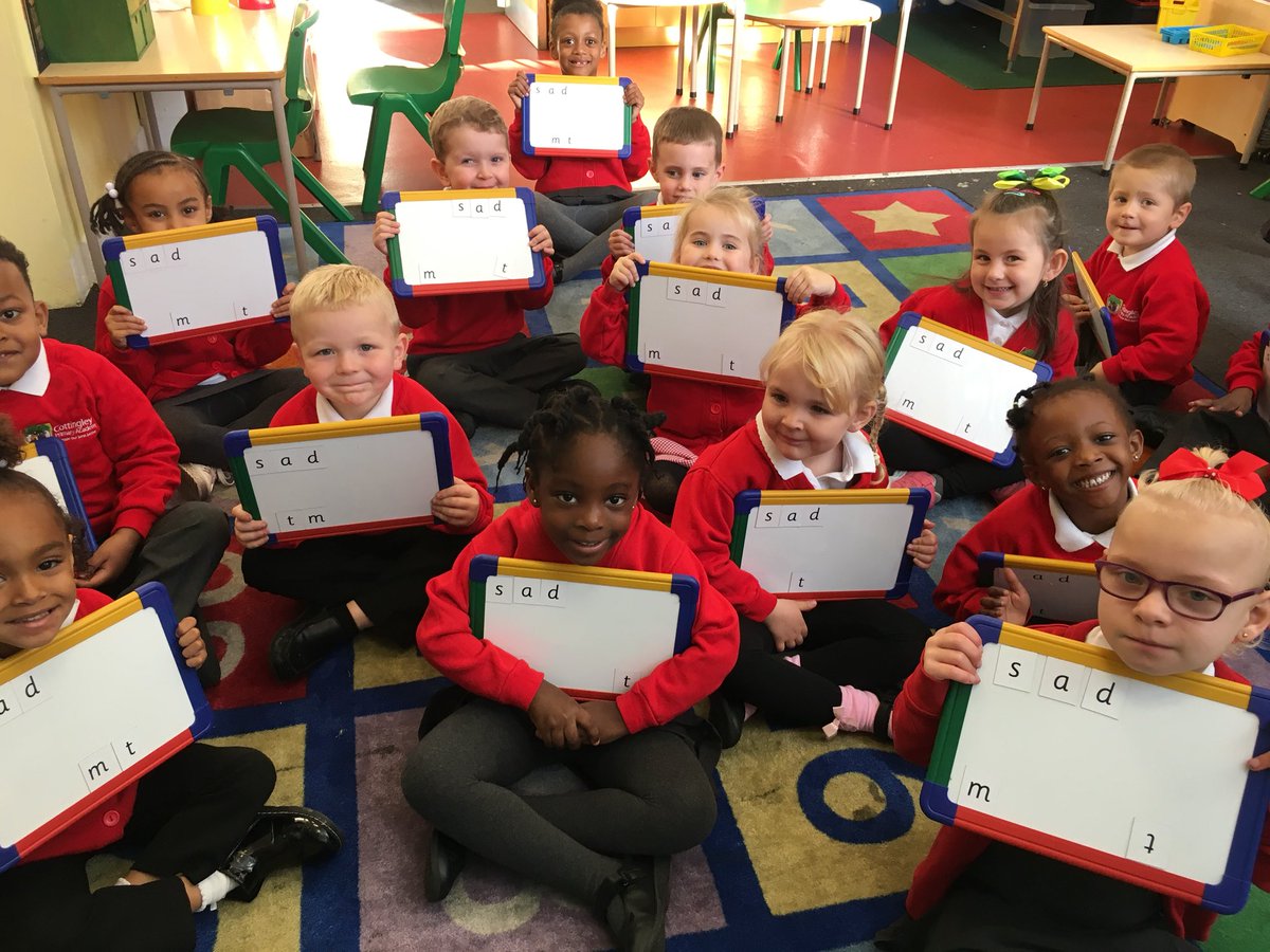 Our first word time session. We can spell words using the sounds we know. #phonics #EYFS #earlyyears #readwriteinc #rwi