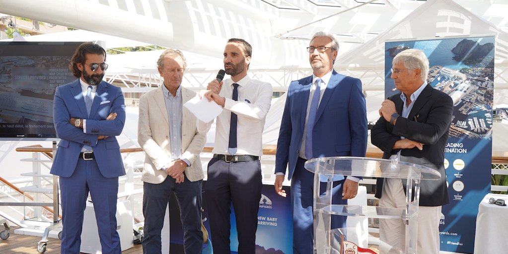 Exciting announcement at the yacht show yesterday ! MB92 La Ciotat to  provide 23,000 M2 of additional space on the hard for yachts up to 105  metres.
compositeworks.com/archives/news/…