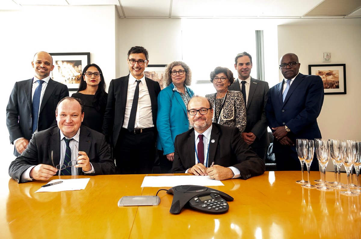 Mirova_RI's tweet photo. Yesterday, partners on the #LandDegradation Neutrality initiative met in NYC.
9 months after the 1st #OnePlanetSummit 🌎, the project is ready to be implemented and become operational in the coming weeks! 
➡️ https://t.co/3ZROI0EXON https://t.co/CEgkkOCRrT