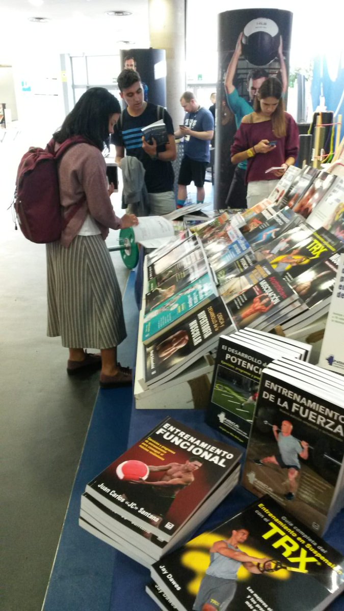 edicionestutor's tweet photo. Últimas novedades de Ediciones Tutor en la #nsca2018 @Nsca2018 También encontrareis un selección de libros de la #nsca en inglés enviados a Madrid para el evento. https://t.co/yrt5GQCFq0 https://t.co/yN0zsGHxb8