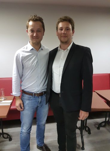 Flowieck's tweet photo. Un réel plaisir d'avoir accueilli hier @MaeldeCalan pour nous présenter son livre #LaTentationPopuliste à #Lille. Merci à tous d'avoir répondu à l'invitation et merci à toi Maël de nous présenter le visage d'une nouvelle génération de la droite de gouvernement ! https://t.co/fQd6ZKVY2f