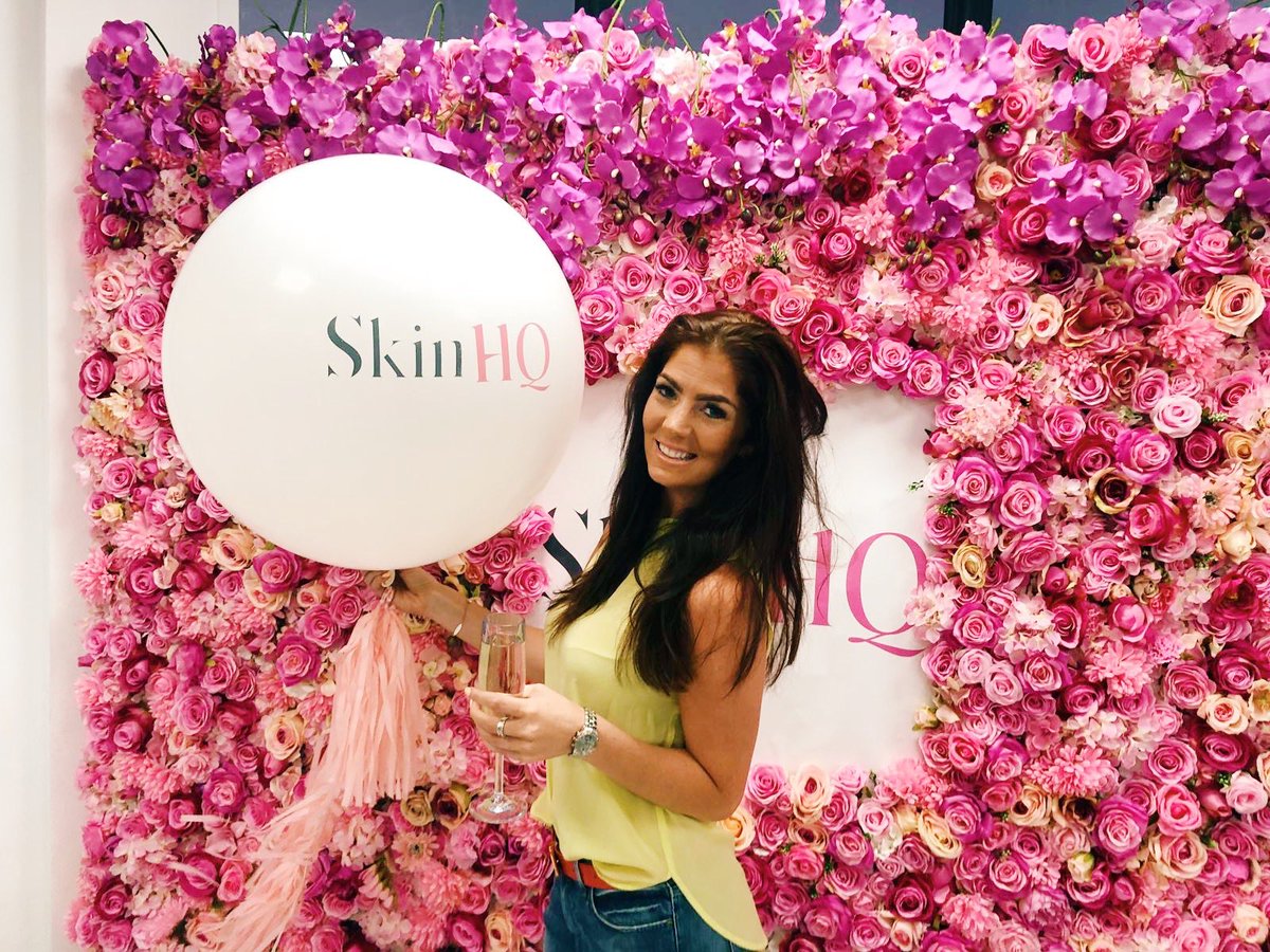 ChrissieWolfe's tweet photo. Lush times @Skinhquk launch in the #JQ last night! So much glamour with @EASTVILLAGEPR @BeAtOne_Brum @Maribel_bham @iammissmacaroon and @eelivemusic @PoshWalls ! Can’t wait to try the treatments! #brum #beauty #skinhq https://t.co/4bhdWOyk8A