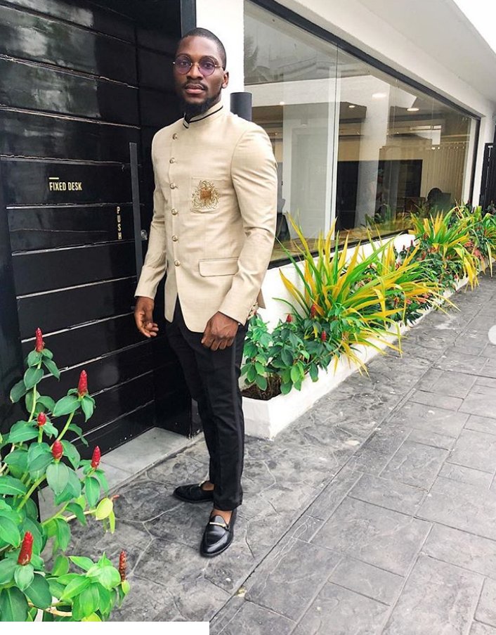 hottestnews_hot's tweet photo. Bakre Jnr 🔥🔥🔥🔥
#Tobibakre #Brandpositioning
#Brandpositioning
#Brandpositioning 
#BrandingSessionWithTobi 
#BrandingSessionWithTobi 
#BrandingSessionWithTobi 
#BrandingSessionWithTobi 
#TobiTheBrand #Tobibakre 
#TobiTheBusiness 
#TrellisGroupCo #BBNAIJA
#TobiNation https://t.co/NbDjQirdWu