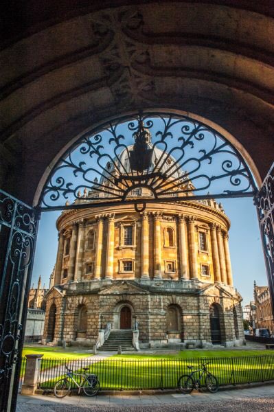 At a time when the teaching of modern languages in the UK is facing considerable challenges, we are delighted to announce that #Lidl has stepped forward to offer its support to students studying #German at #Oxford: bit.ly/2DtYfIo