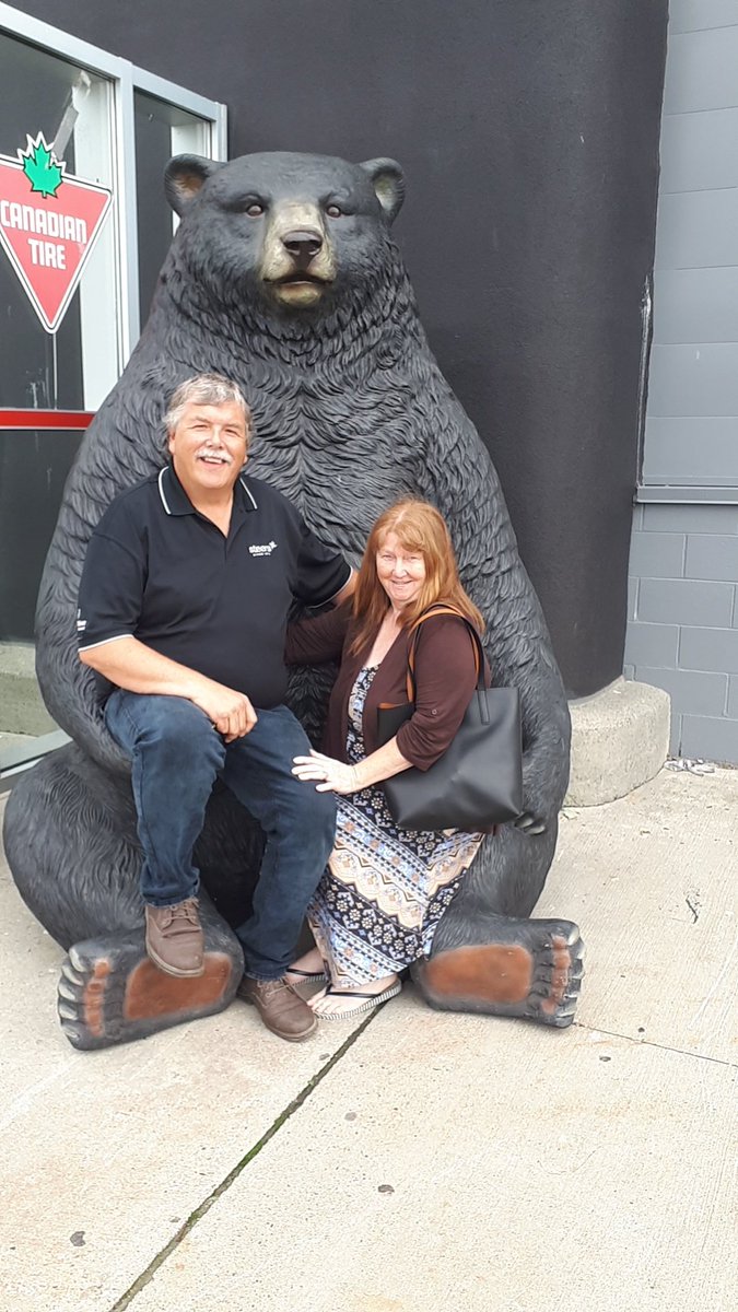 janean6's tweet photo. Wishing my dad the happiest birthday wishes today. You always know how to have a good time and make people laugh. Hope you have the best day
 Loves ya xoxo @firedc1 https://t.co/rDDKbacGwn