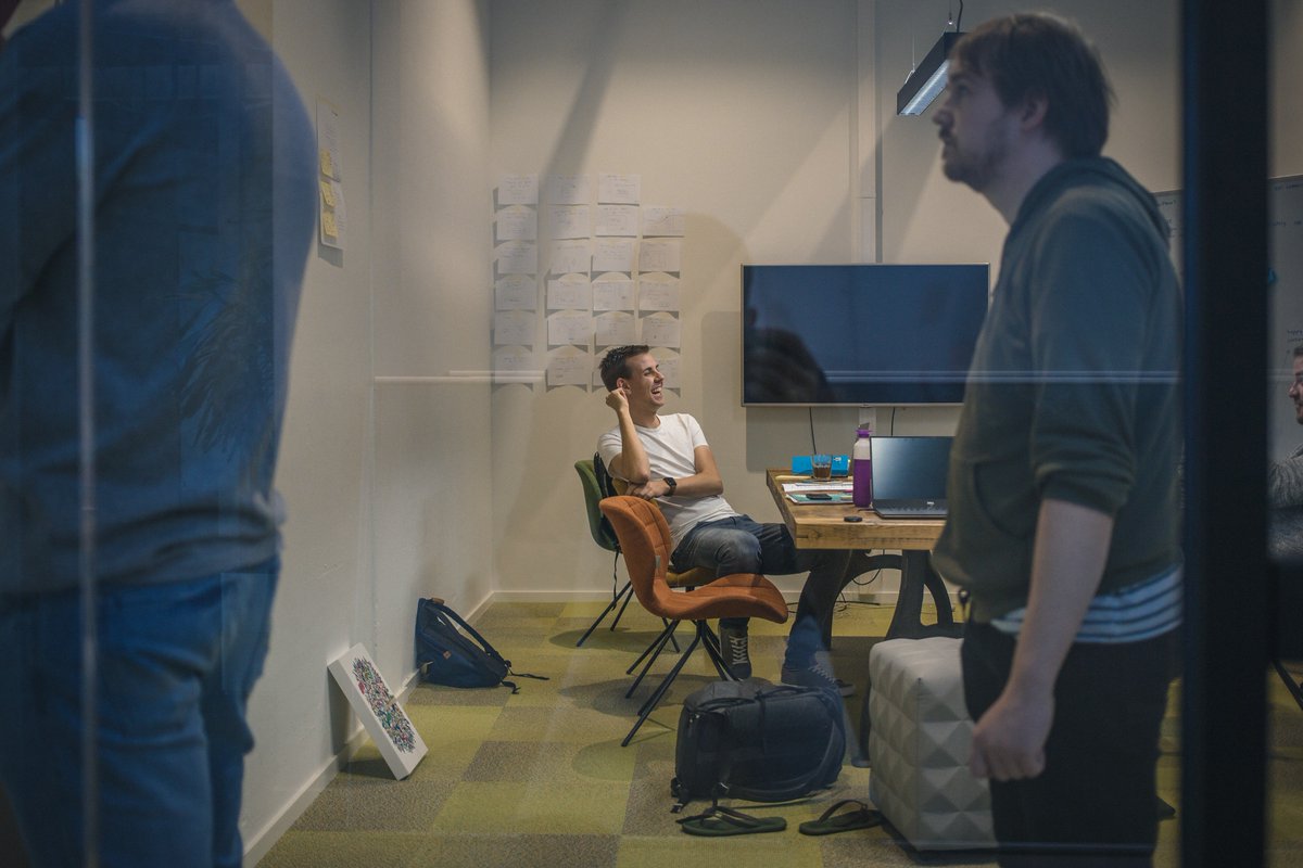 SayHelloLily's tweet photo. Thoughts, brainstorms, ideas, experiences, laughs, but above all post-its were part of the Lily team session. We're always exploring new roads to determine Lily's right way to go. 🧐💡 https://t.co/D2Gm1SLtOc
