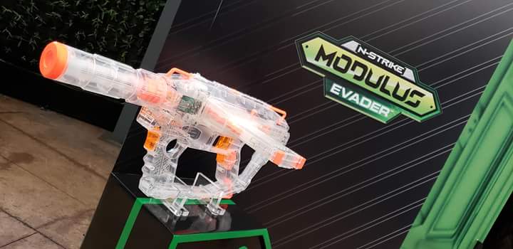 zonachavozeddy's tweet image. ▪Así se vivió la primera edición de NERF FEST 2018.▪
Habro y Liverpool organizaron el lanzamiento de #NERFFEST 2018, evento dirigido a los apasionados de la adrenalina, rapidez, habilidad y destreza.
 ¡Pronto más detalles de cada lanzador del NERF FEST!
#Nerf #EsNERFoNada