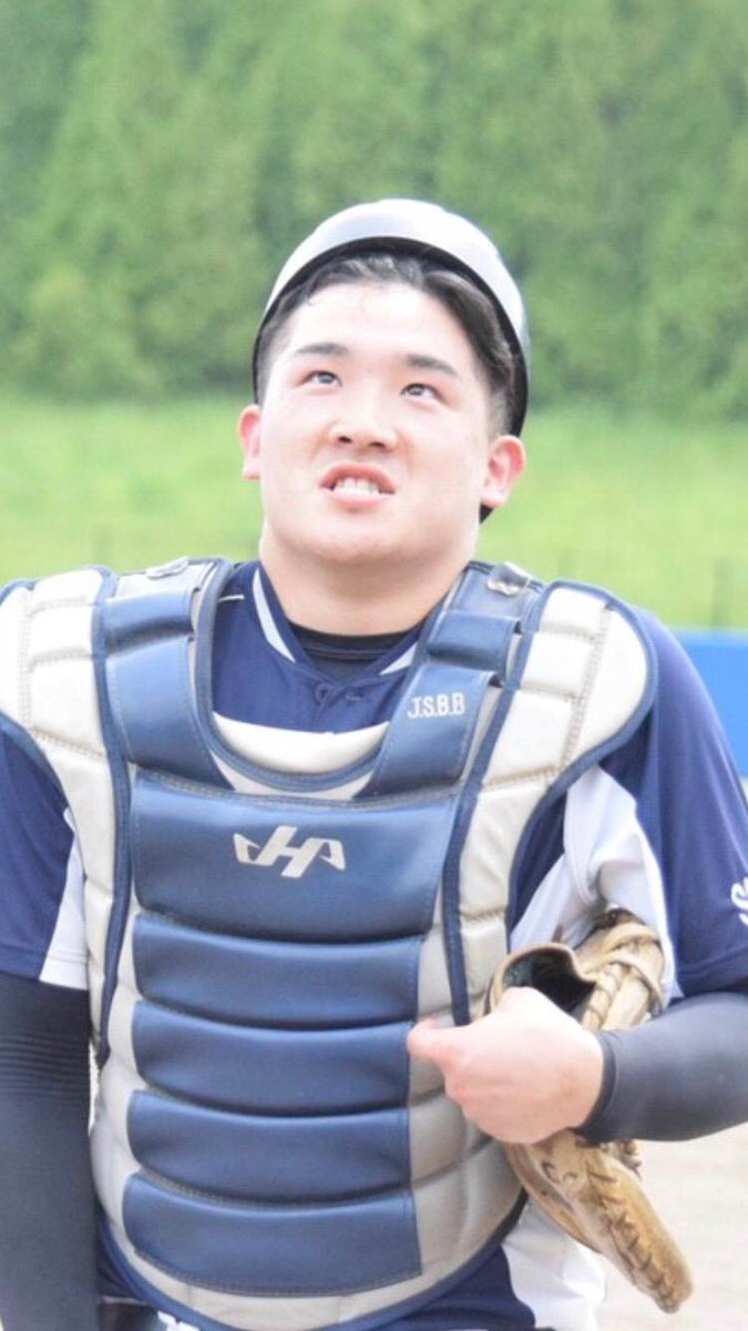 hokkaido_nannya's tweet photo. 【札幌学院7-1北海道科学】

札幌学院大のヒーローは5回、1対1の同点の場面から決勝点となるツーランホームランを放った経済学部3年の安達 司捕手！
頼れる女房役の活躍に応えるように、投手陣も1失点のみと安定感抜群の好投をみせました🌟
この勢いで次戦以降も勝利をもぎ取りたいとの意気込みです！ https://t.co/tVipbukVv4